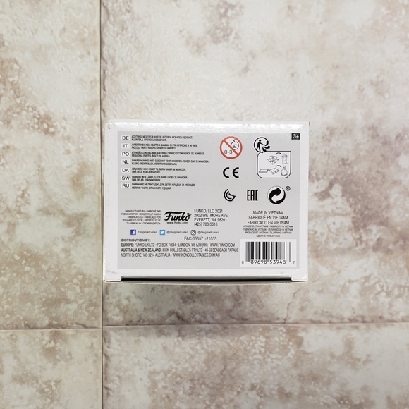 808 El Enganoso Funko Pop Lucha Libre Edition Marvel Walmart Exclusive NIB - Picture 5 of 8